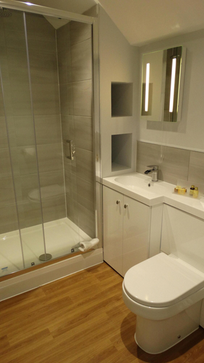 Bathroom 4, The Mortimer Arms, Hampshire