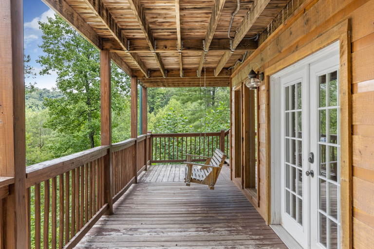 Others 4, Games With A View 3 Bedroom Cabin by RedAwning, Sevier
