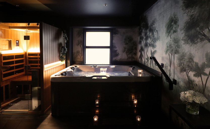 Bedroom 3, Abstract Hotel, Waitakere