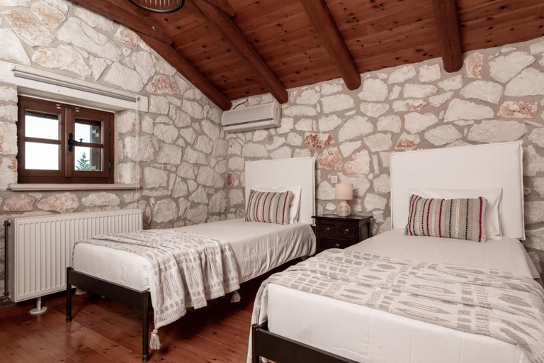Room 4, Villa Boscheto Tria in Ionian Islands, Ionian Islands
