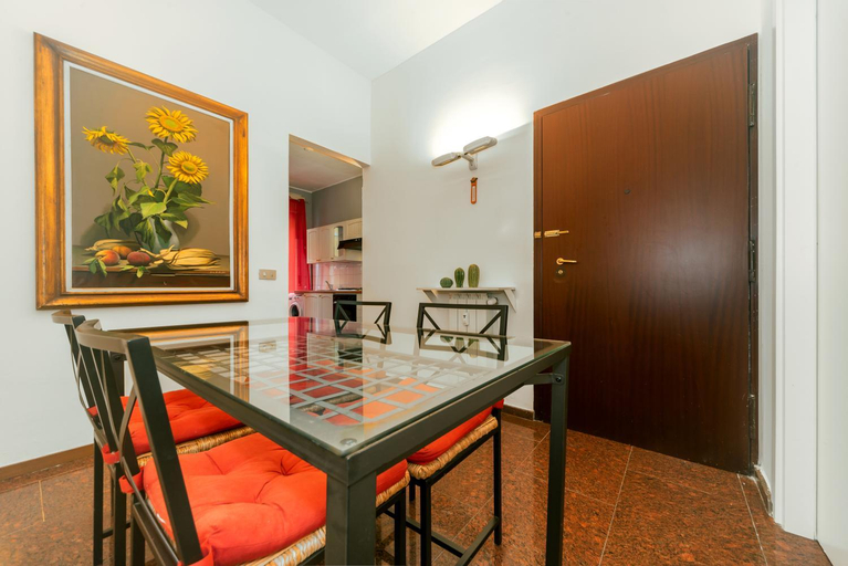 Dining Room 8