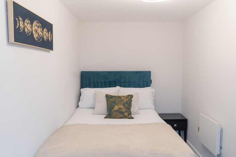 Bedroom 4, Apex Lofts Suite - 2 bed 2 Bath w/ Rooftop Terrace, Birmingham