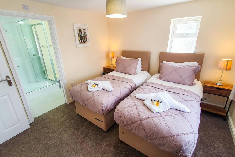 Bedroom 2, Charming 2-bed Apartment in Stroud, Gloucestershire