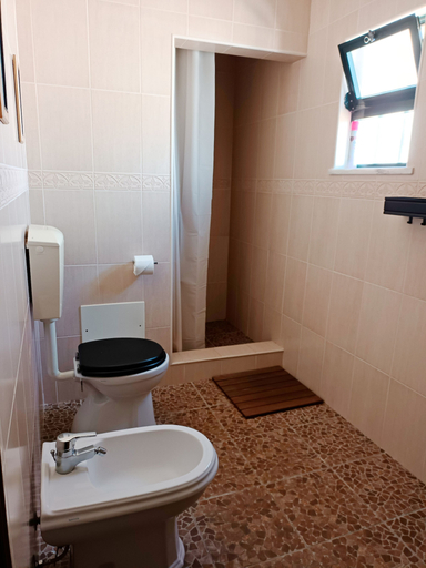 Bathroom 4, B&B Quinta da Romãzeira, Silves