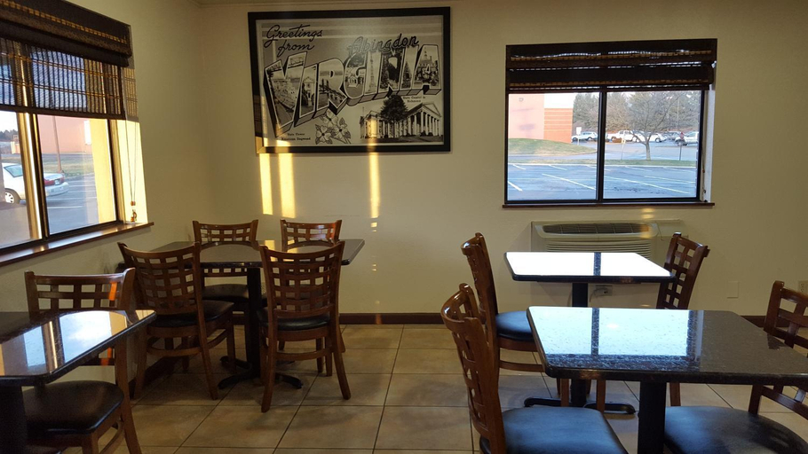 Public Area 3, Super 8 by Wyndham Abingdon VA, Washington