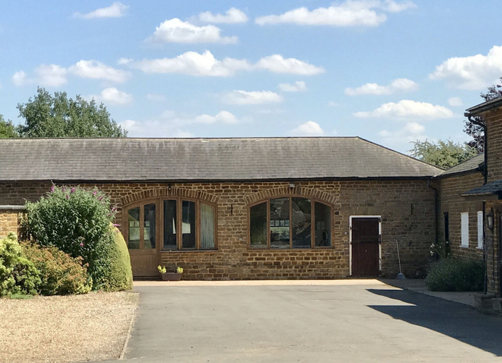 Exterior & Views, Beautiful 2 Bedroom Barn in Towcester Northants, Northamptonshire