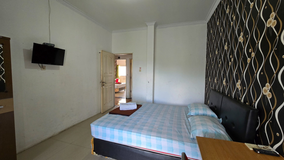 Bedroom 6
