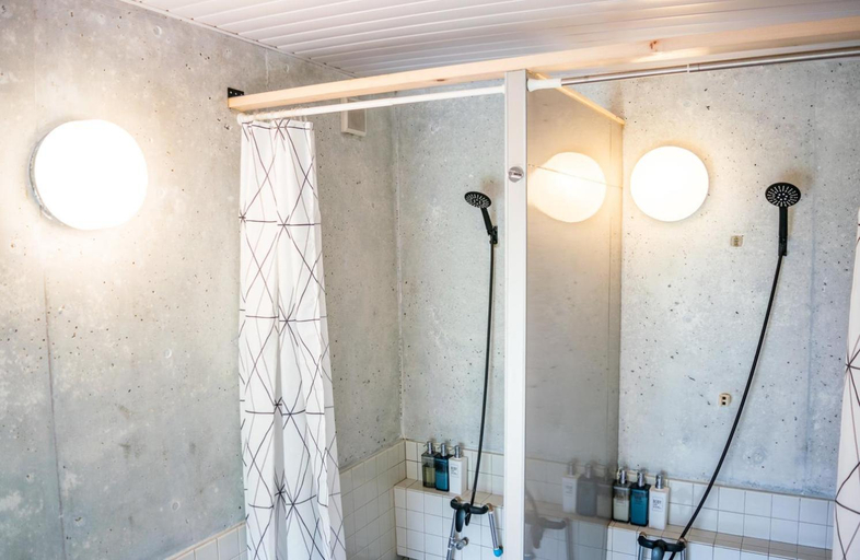 Bathroom 4, Myoko House, Myōkō