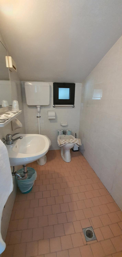 Bathroom 3, Hotel Vela Azzurra, Rimini