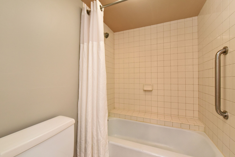 Bathroom 4, Maui Kaanapali S #a517 Studio Bedroom Condo by RedAwning, Maui