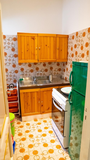 Kitchen 2, Villaggio Placido, Messina