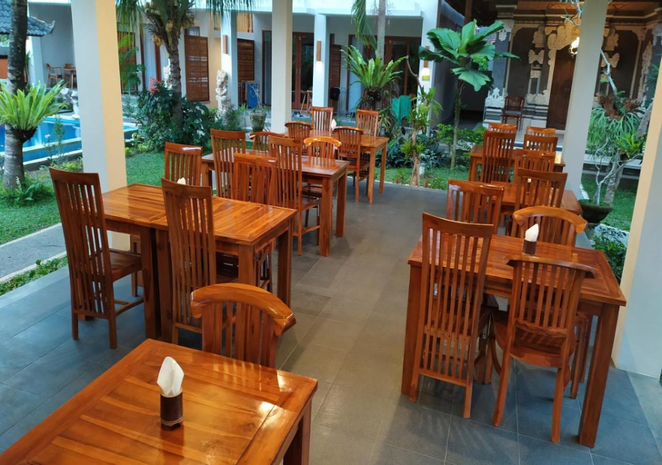 Food & Drinks 5, Swan Inn, Gianyar