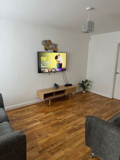 Living area 4, Home Sleeps5-netflix-parkg-near City Center/etihad, Manchester