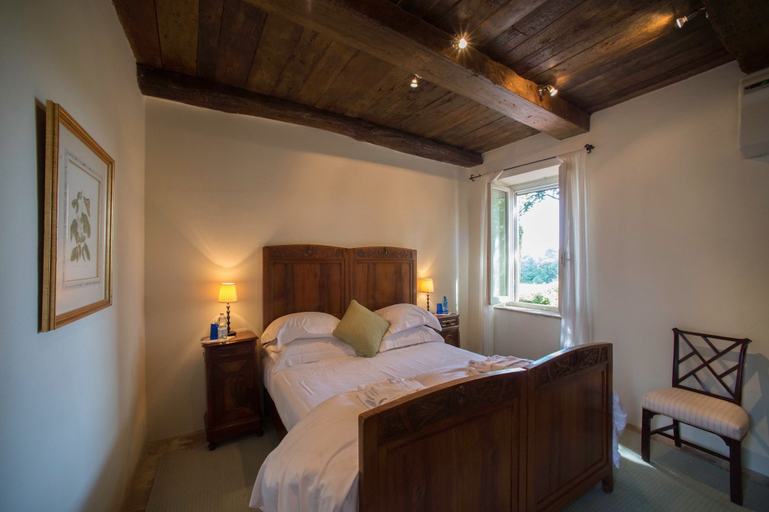 Bedroom 3, Tenuta Santo Pietro, Siena
