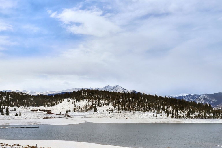 Snow and ski sports, 303d Dillon Bay 2br Awesome Views 2 Bedroom Condo by RedAwning, Summit
