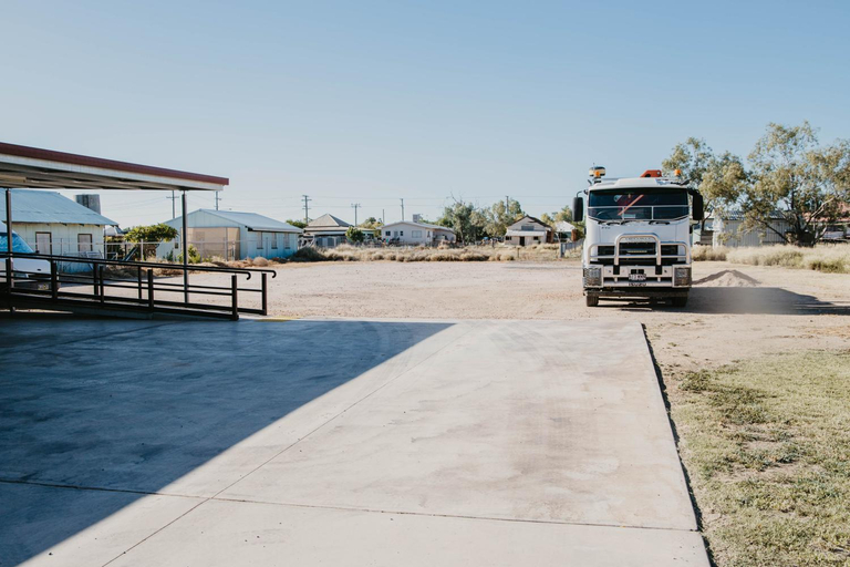 Sport & Beauty, Winton Outback Motel, Winton