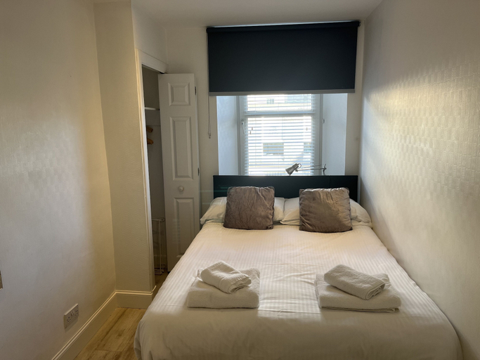 Bedroom 3, Chapel Apartments, Aberdeen