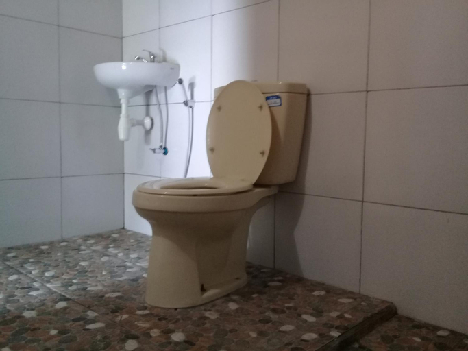 Bathroom 5