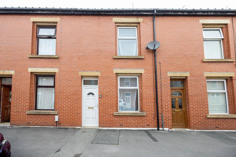 Exterior 2, Captivating 2-bed House in Blackburn, Blackburn with Darwen
