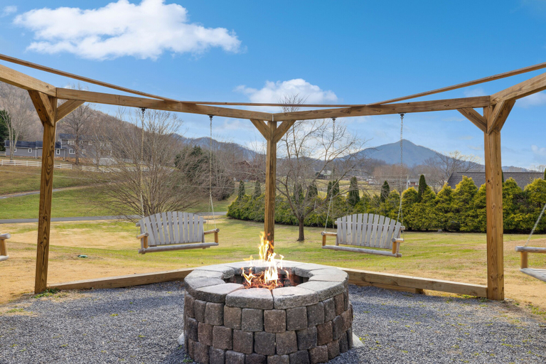 Others 4, Majestic Valley View 3 Bedroom Cabin by RedAwning, Sevier