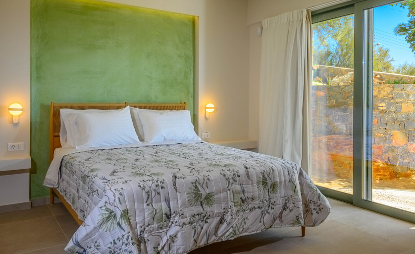Bedroom 3, Roots Suites in Crete, Crete