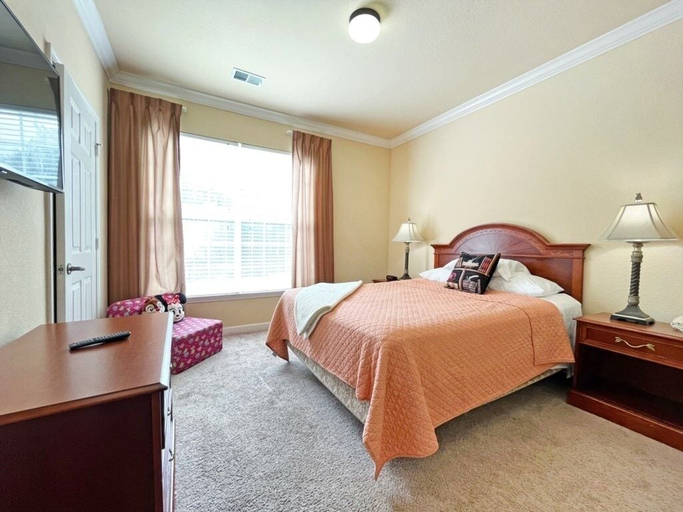 Bedroom 2, Tuscan Dream 2 Bedroom Condo by RedAwning, Osceola