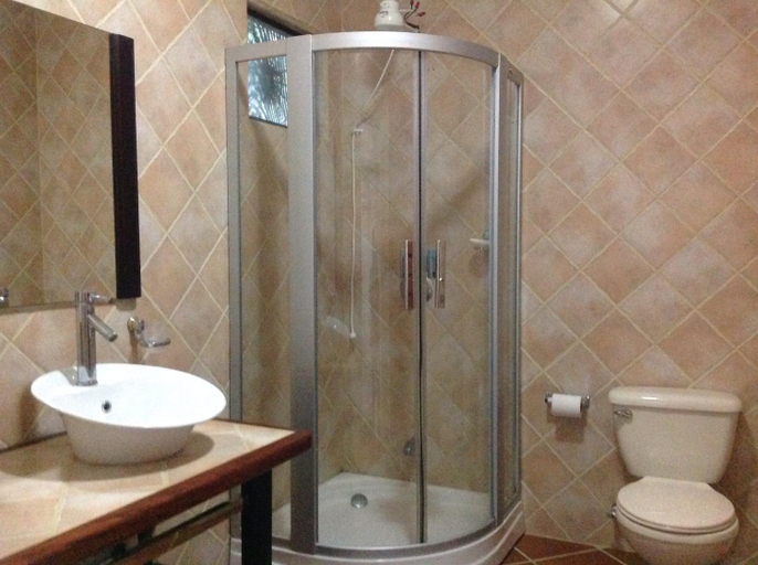 Bathroom 3, Chosa Manglar Suites & Cabins, Golfito