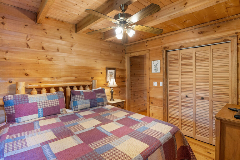Bedroom 2, Games With A View 3 Bedroom Cabin by RedAwning, Sevier