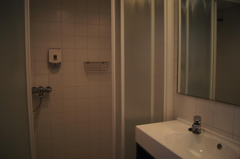 Bathroom 5, Hotel Korpilampi, Uusimaa