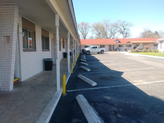 Exterior & Views 1, Garden Inn & Suites New Braunfels, Comal