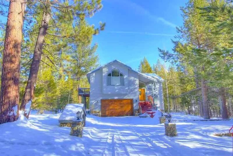 Primary image, 1801 Jicarilla Drive 4 Bedroom Home by RedAwning, El Dorado
