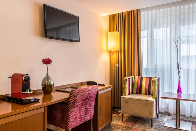 Others 5, Hotel Amstelzicht, Amsterdam