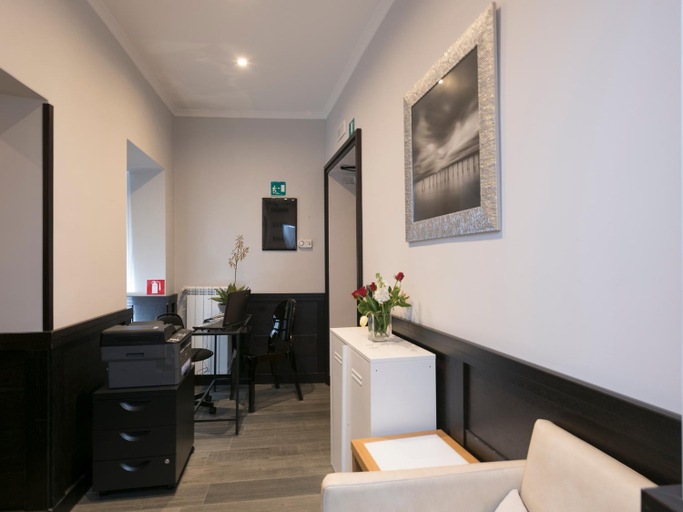 Others 5, DK Suites, Rome