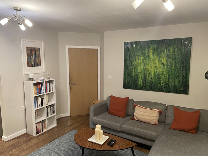 Others 3, Charming 2-bed Apartment in Bow, London, London