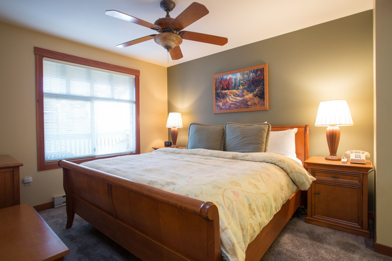 Room 2, 2405 - Two Bedroom Standard Eagle Springs East 2 Condo by RedAwning, Salt Lake