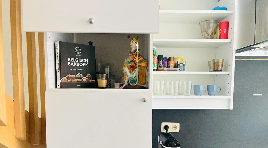 Shared kitchen facilities, be house, West-Vlaanderen