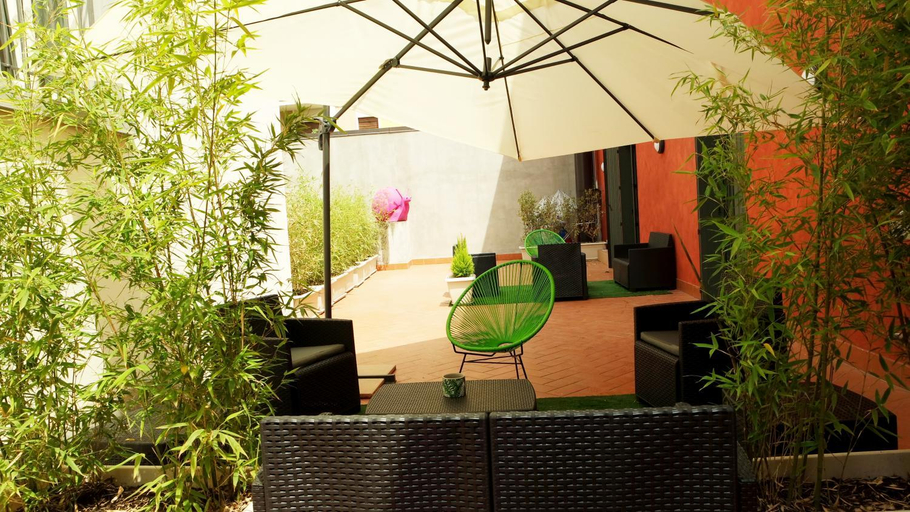 Others 5, IndispArte Suites, Bergamo