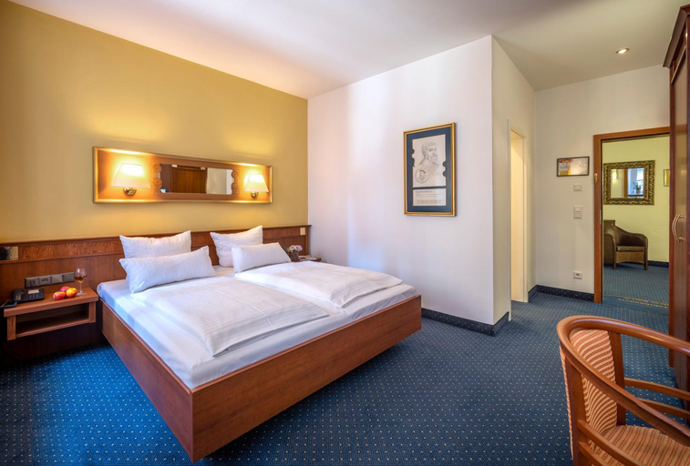 Others 5, Altstadthotel der Patrizier, Regensburg
