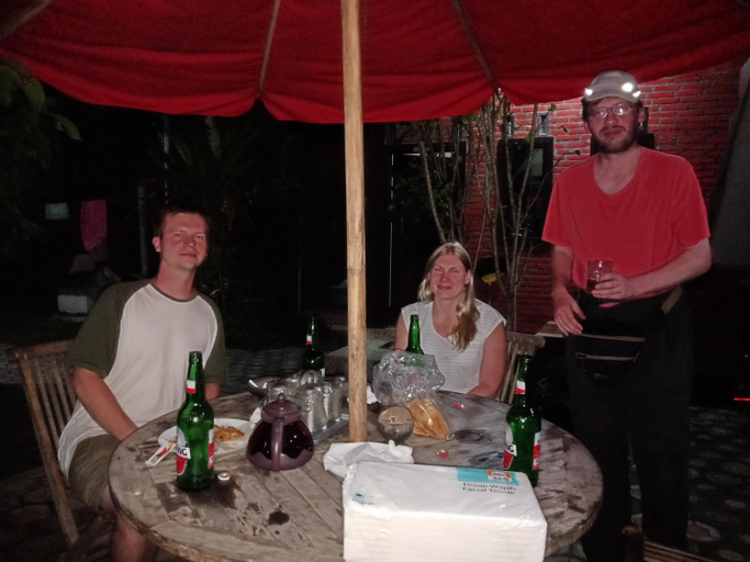 Food & Drinks 4, Villadevi, Pangandaran