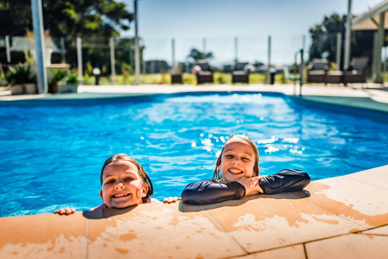 Sport & Beauty 2, Riverside Holiday Resort Urunga, Bellingen