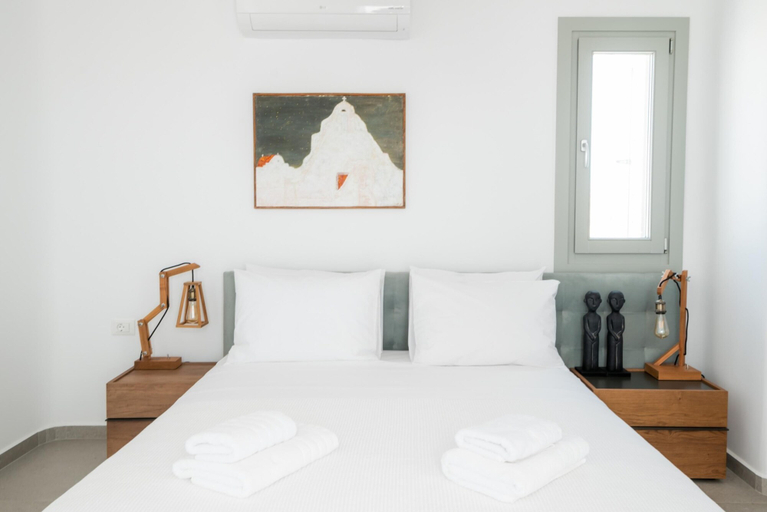 Room 3, Petra Mare in Mykonos, South Aegean