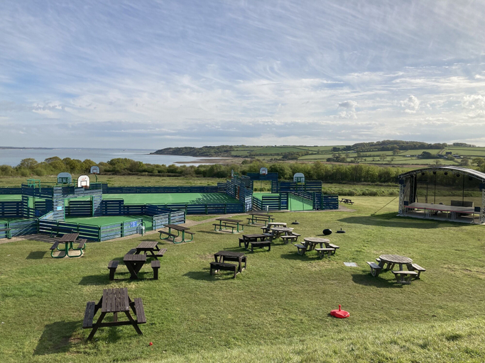 Others 4, 3 Bed Caravan Sea Views Discounted Ferry, Isle of Wight