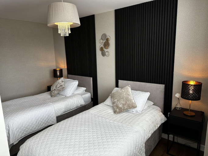 Bedroom 3, Stunning two bed City Center Apartment, Sefton