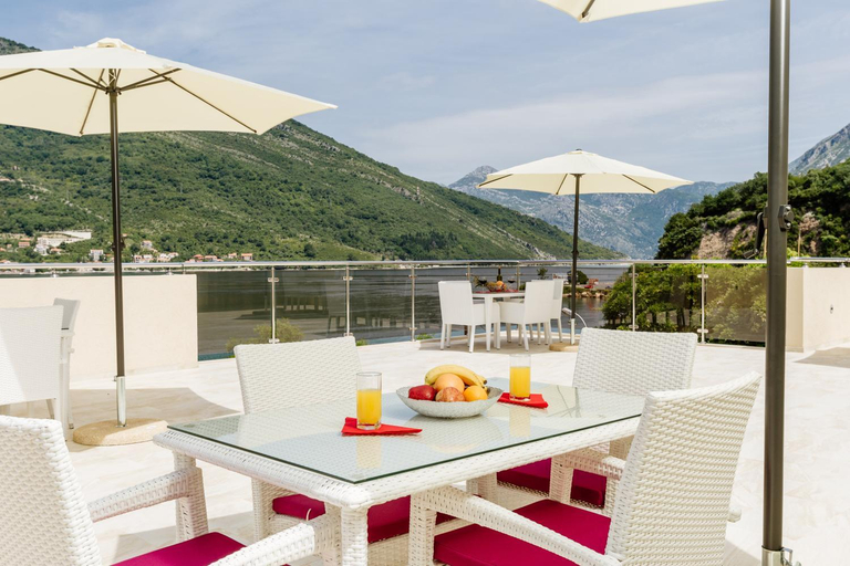 Others 4, Dream Vacation Apartments