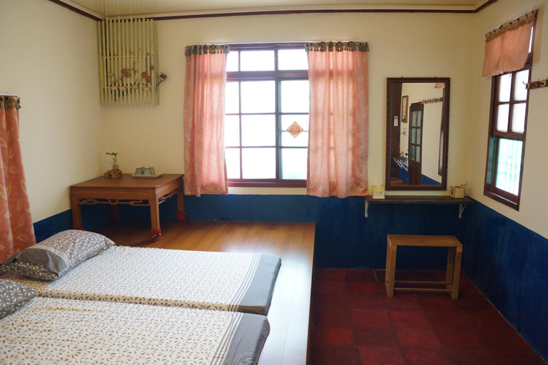 Bedroom 4, Tong He Ren Jia Homestay, Tainan