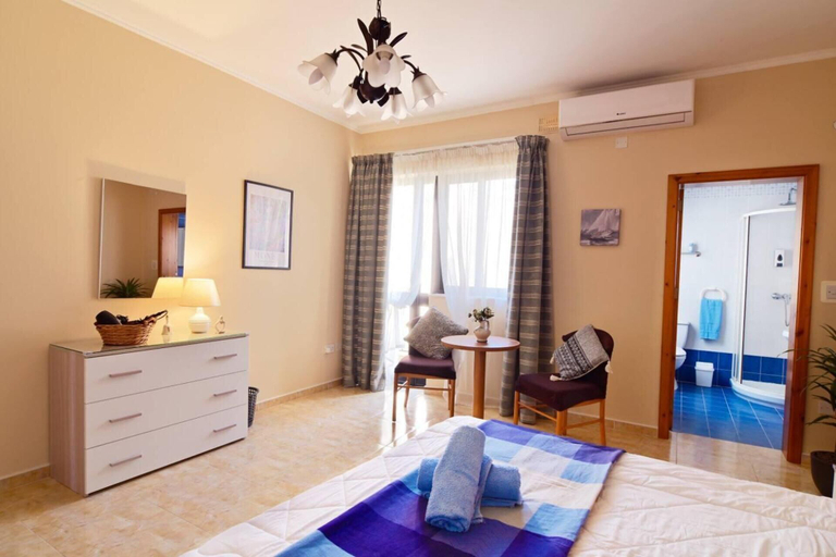 Bedroom 3, Peaceful Haven With Stunning Views Close to sea