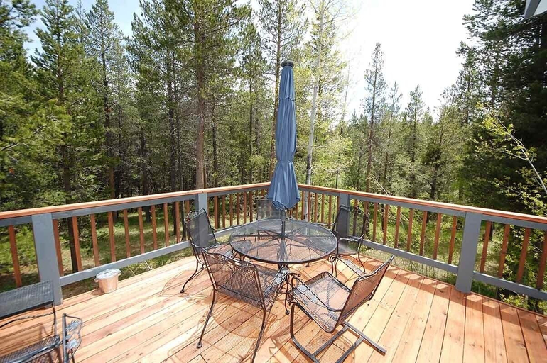 Terrace/patio, 1801 Jicarilla Drive 4 Bedroom Home by RedAwning, El Dorado