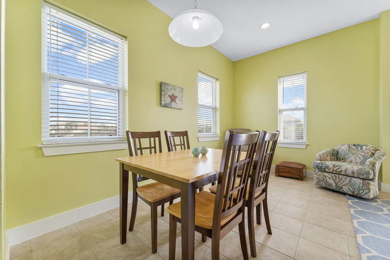 Others 5, 22460 Front Beach Rd - Sunshine House, Bay