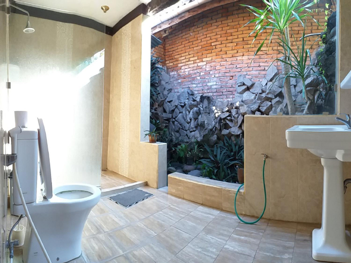 Bathroom 5
