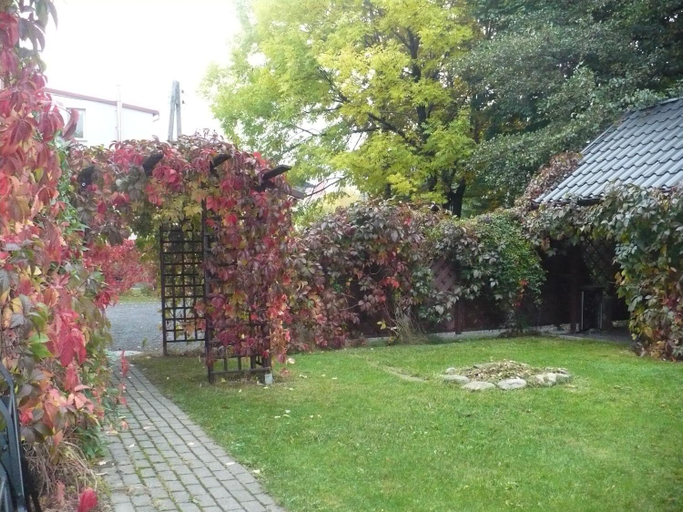 Others 3, Willa Akme, Kłodzko
